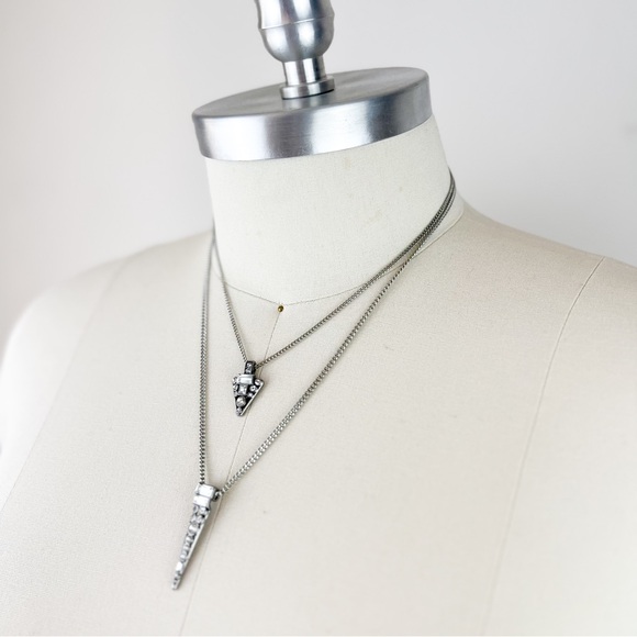 Chloe & Isabel • Stargaze Convertible Pendant Necklace - Picture 3 of 9